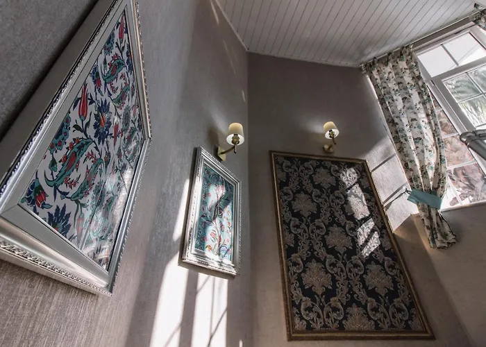 Melrose Viewpoint Hotel 3*